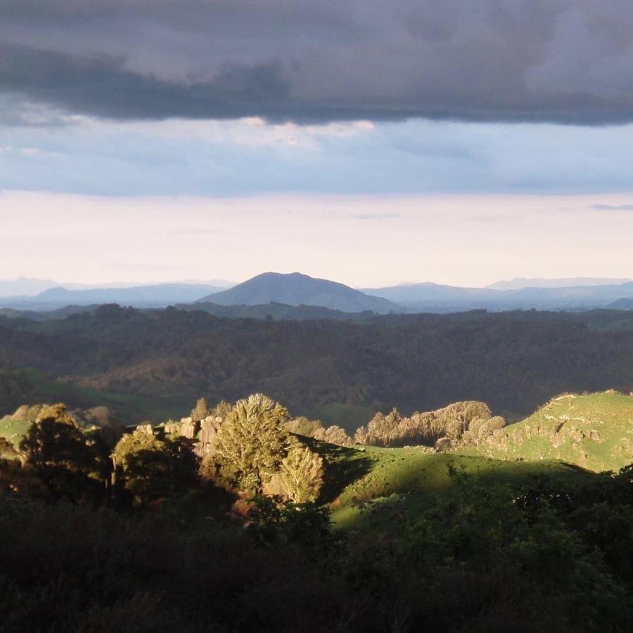 Rock Retreat B&B Farmstay Cuevas de Waitomo Exterior foto